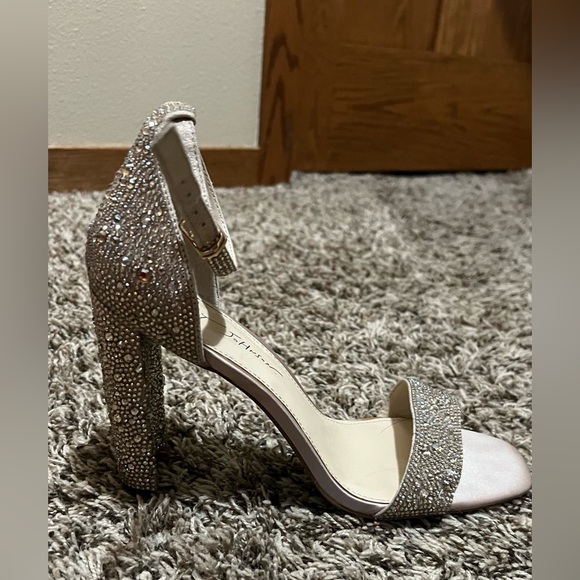 Betsey Johnson Glittering Gold Heels - Picture 3 of 8